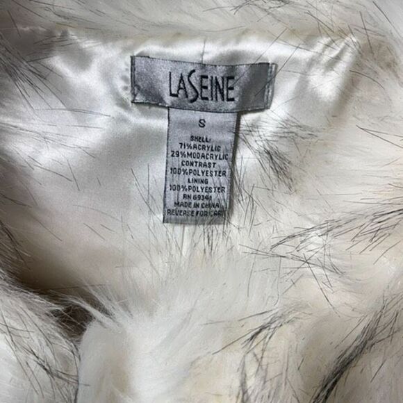 LaSeine White 3 Tier Fax Fur Vest Size Small - Picture 5 of 5